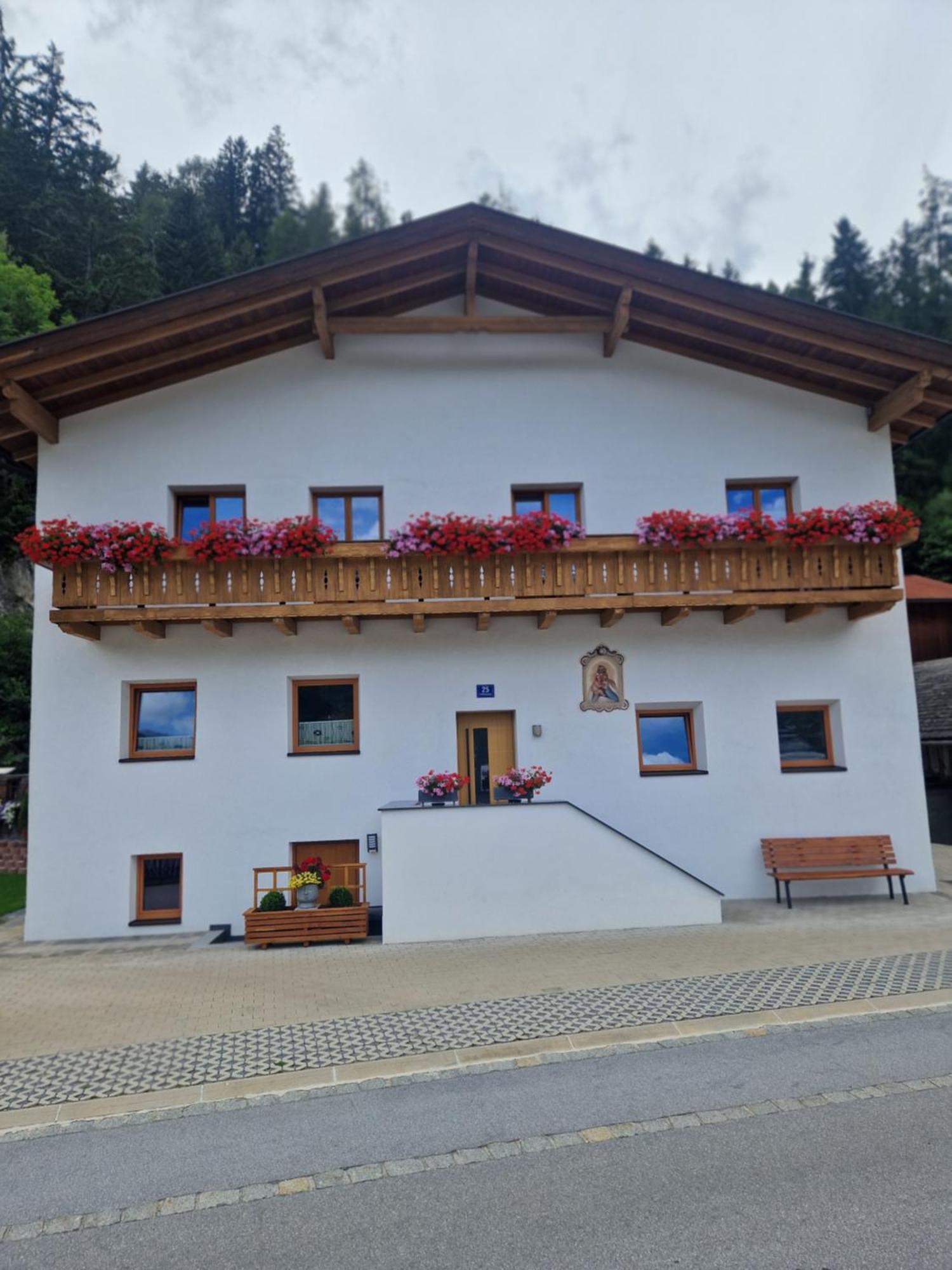 Apart Schlatter Prutz Exterior foto