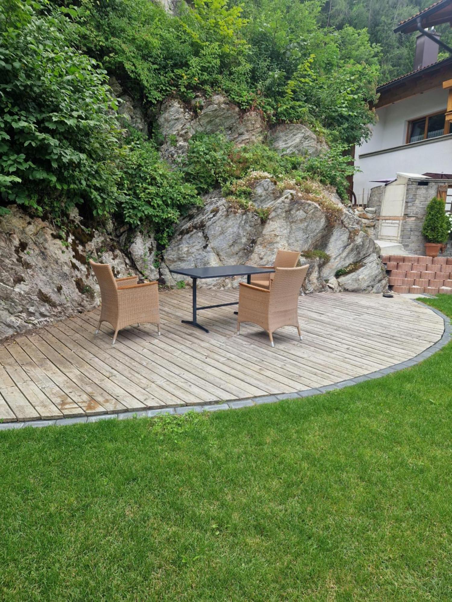 Apart Schlatter Prutz Exterior foto